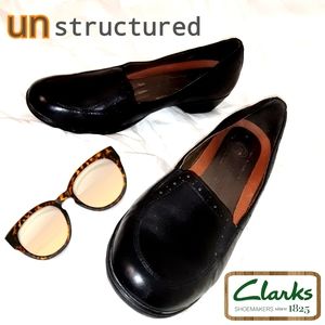 Clark's Un structured Loafer Heels Black Leather